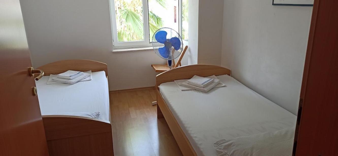 Apartmani Zulin Сегет-Враниця Екстер'єр фото